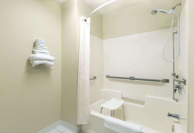 汽车旅馆 Super 8 By Wyndham Perham