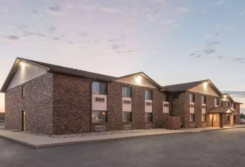 Motelli Super 8 By Wyndham Perham