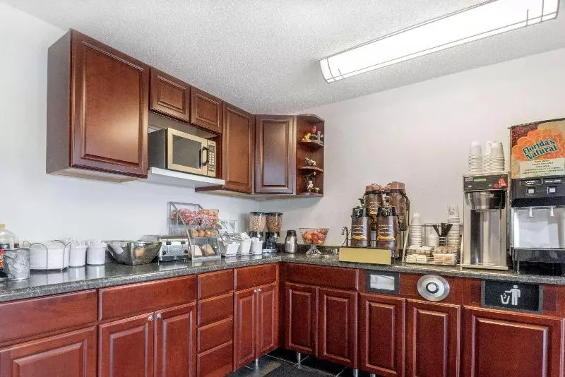 Motelli Super 8 By Wyndham Perham