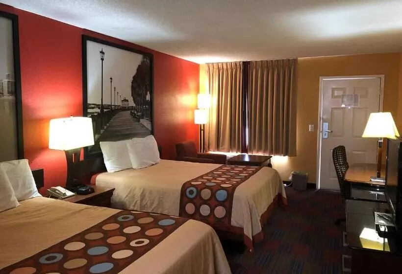 فندق على الطريق Baymont By Wyndham Richburg Chester Area