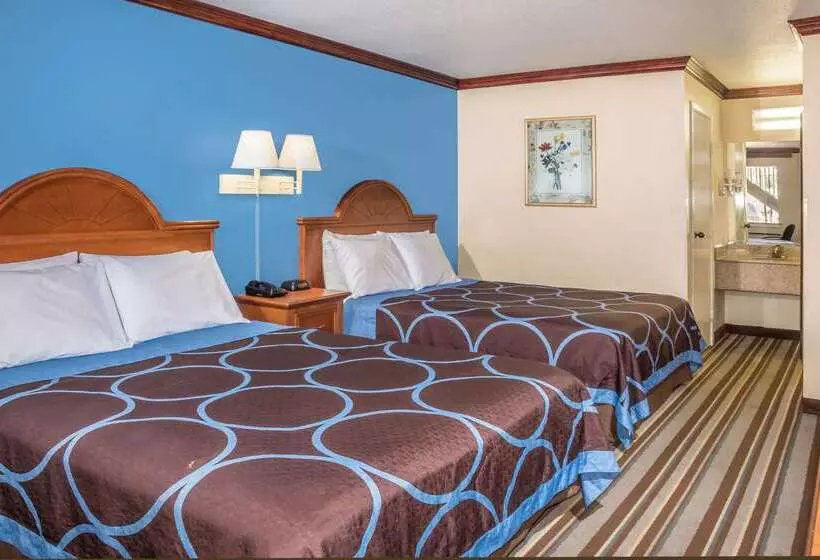 모텔 Super 8 By Wyndham San Marcos