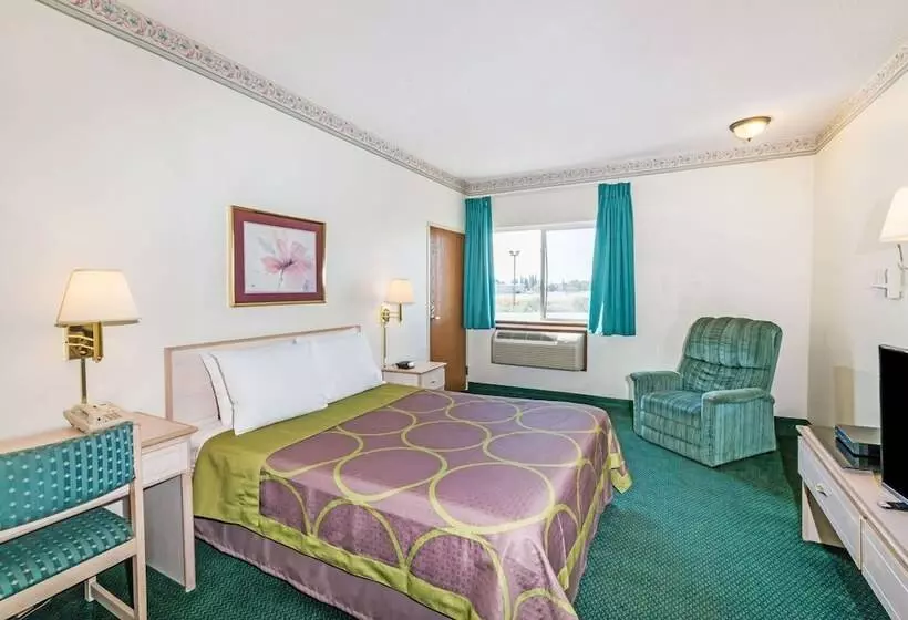 فندق على الطريق Super 8 By Wyndham Willcox