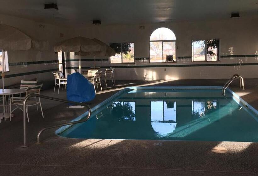 فندق على الطريق Super 8 By Wyndham Willcox