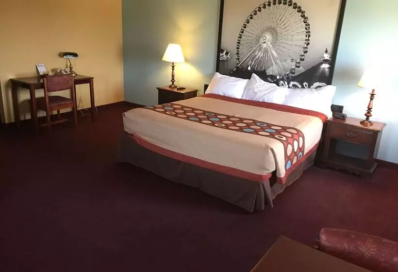 Мотель Super 8 By Wyndham Woodstock