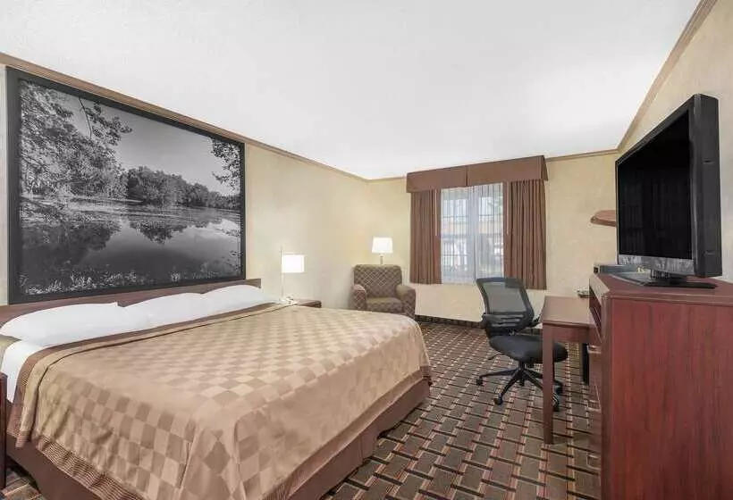 فندق على الطريق Super 8 By Wyndham Maumee Perrysburg Toledo Area