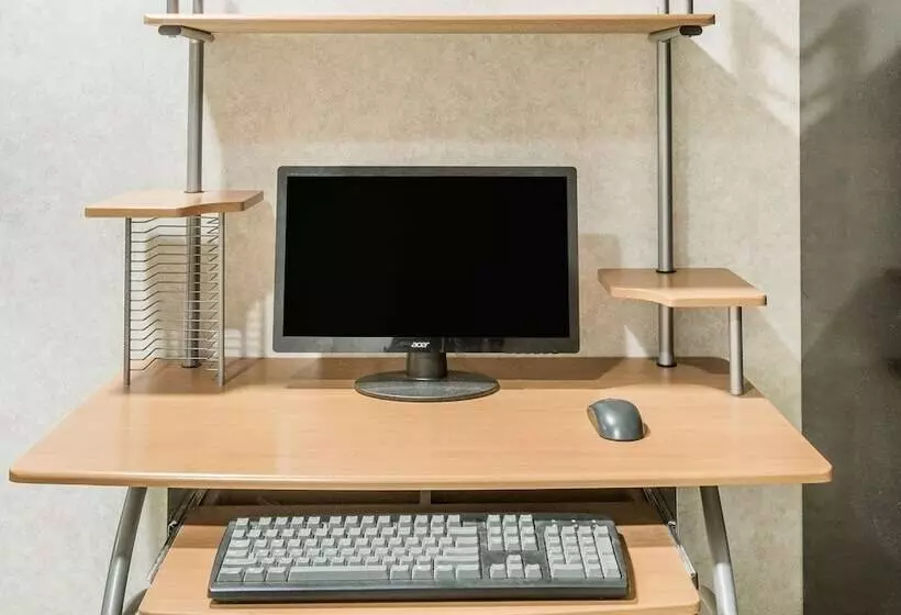 فندق على الطريق Super 8 By Wyndham Maumee Perrysburg Toledo Area