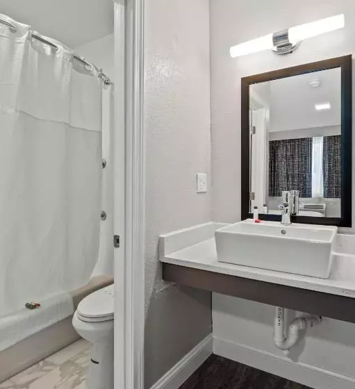 汽车旅馆  Inn On Arsenal