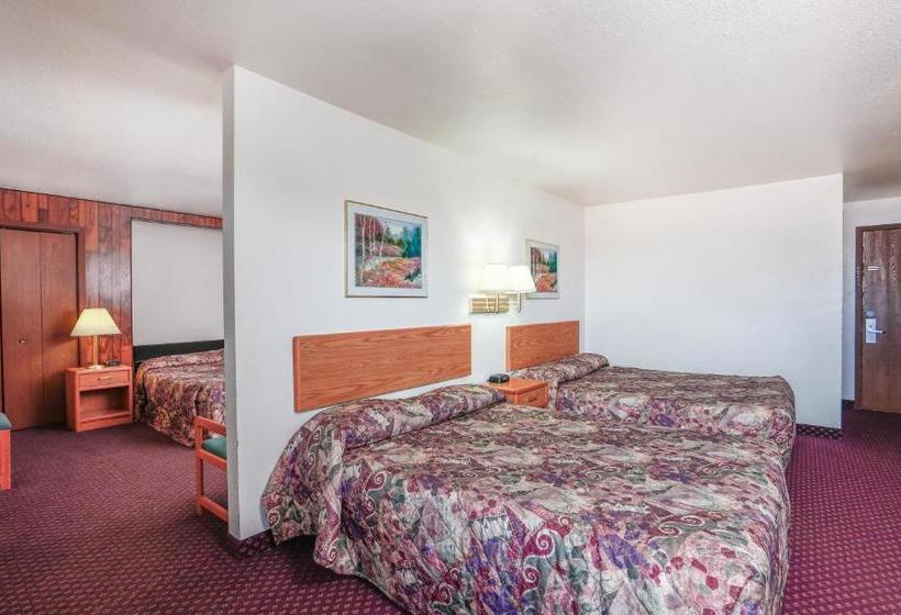 모텔 Travelodge By Wyndham Deer Lodge Montana