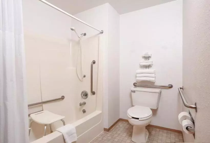 Мотель Travelodge By Wyndham Deer Lodge Montana