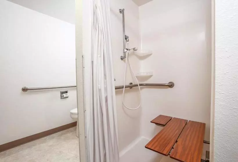 Мотель Travelodge By Wyndham Deer Lodge Montana