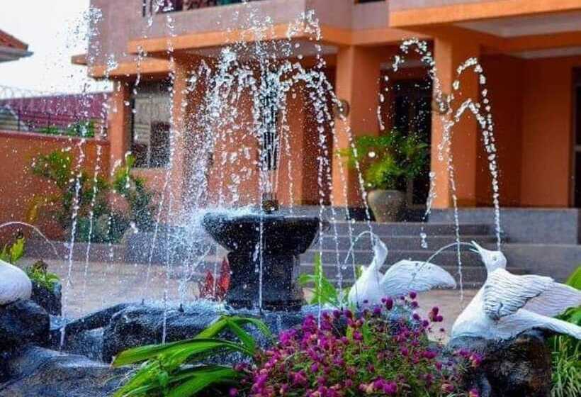 تختخواب و صبحانه Faith Homes