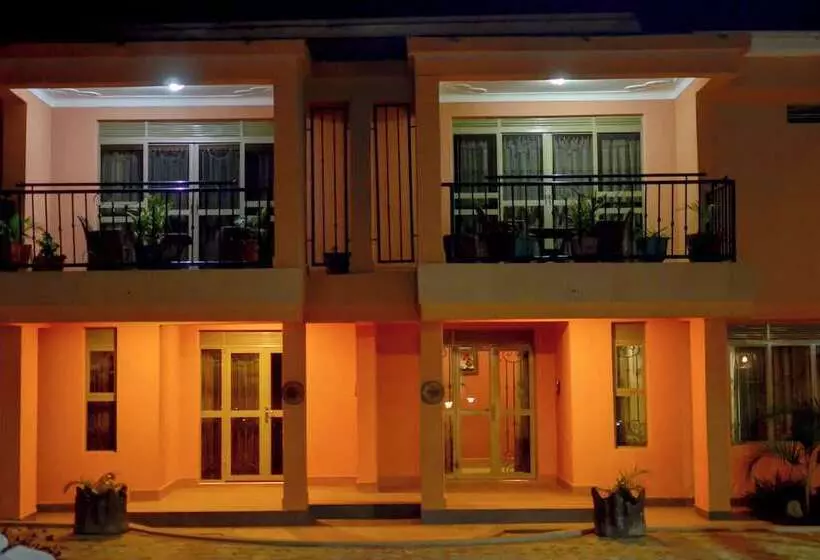 تختخواب و صبحانه Faith Homes