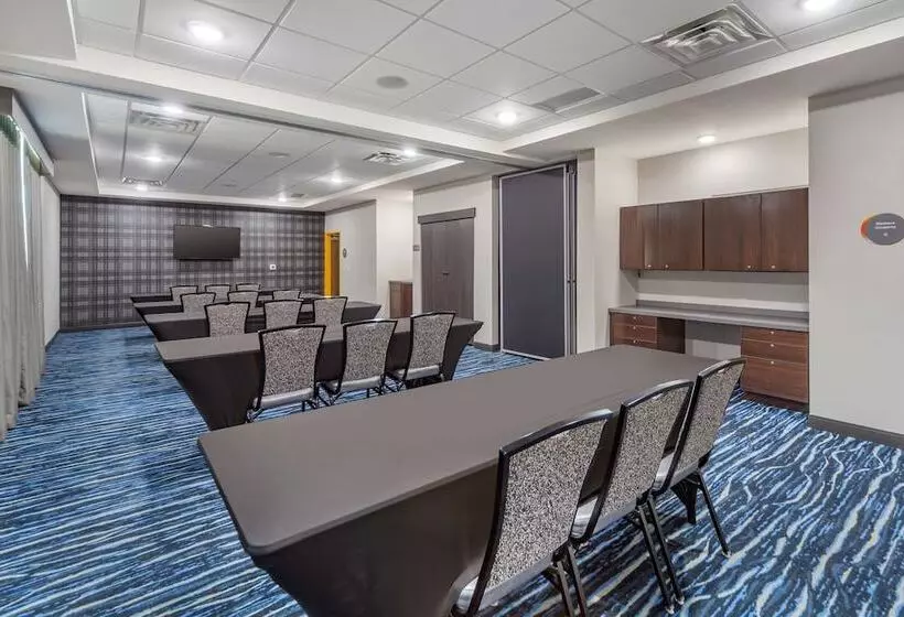 Hotelli Glō Best Western Dawley Farms In Sioux Falls