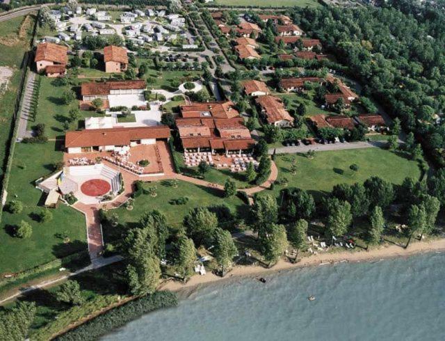 Курорт Bungalow Comfort