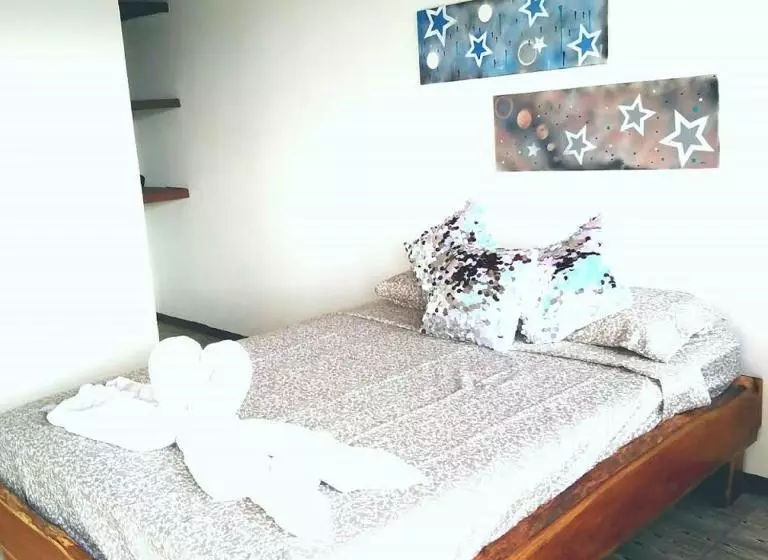 Retkeilymaja Posada Dulce Vida