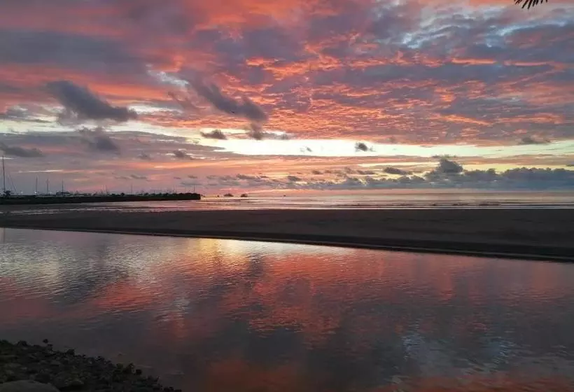 Retkeilymaja Posada Dulce Vida