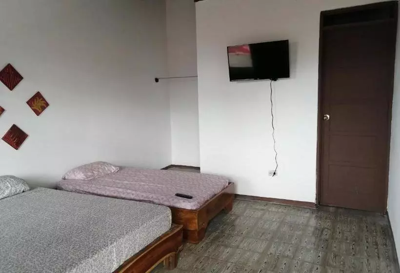 Retkeilymaja Posada Dulce Vida