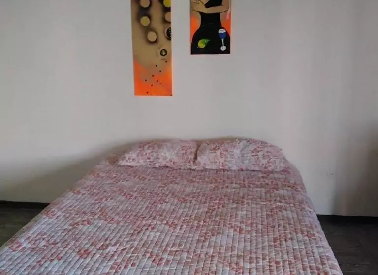 Retkeilymaja Posada Dulce Vida