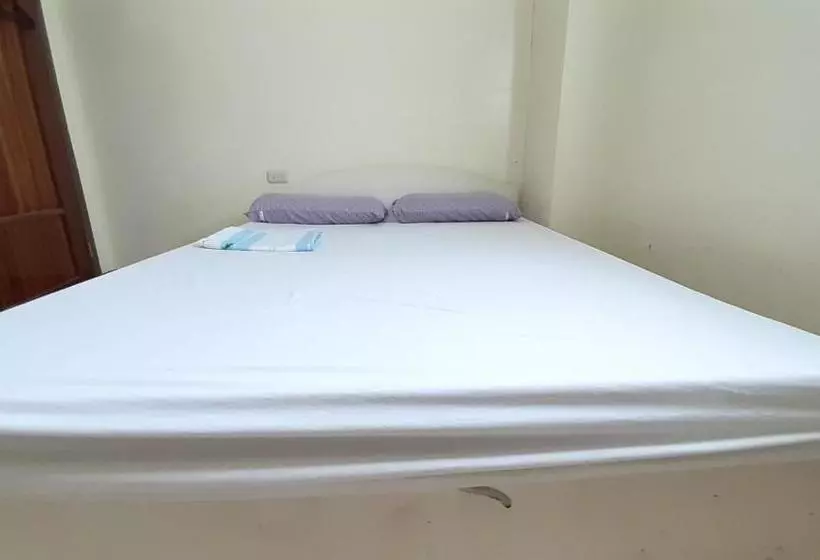 هتل Dunchel S Guest House