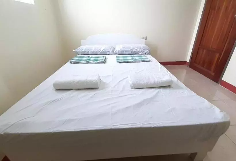 هتل Dunchel S Guest House