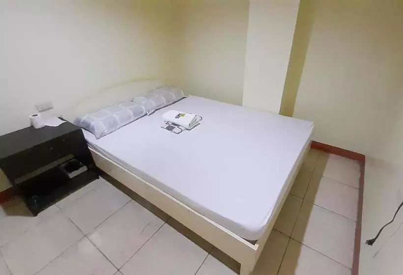 هتل Dunchel S Guest House