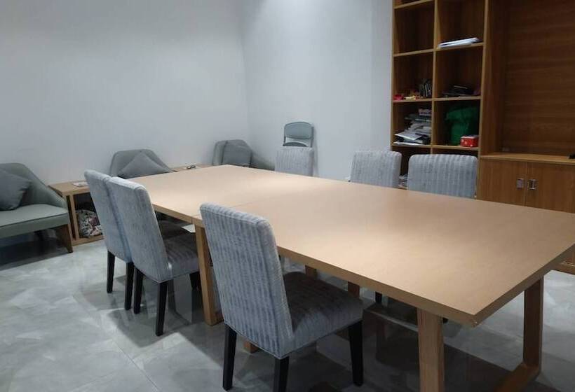 Hoya International Hotel Yangon