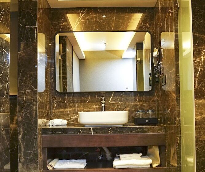 Hoya International Hotel Yangon