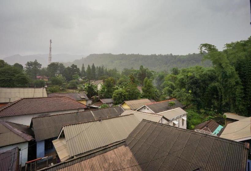 Hotel Oyo 2525 Rumah Bromo