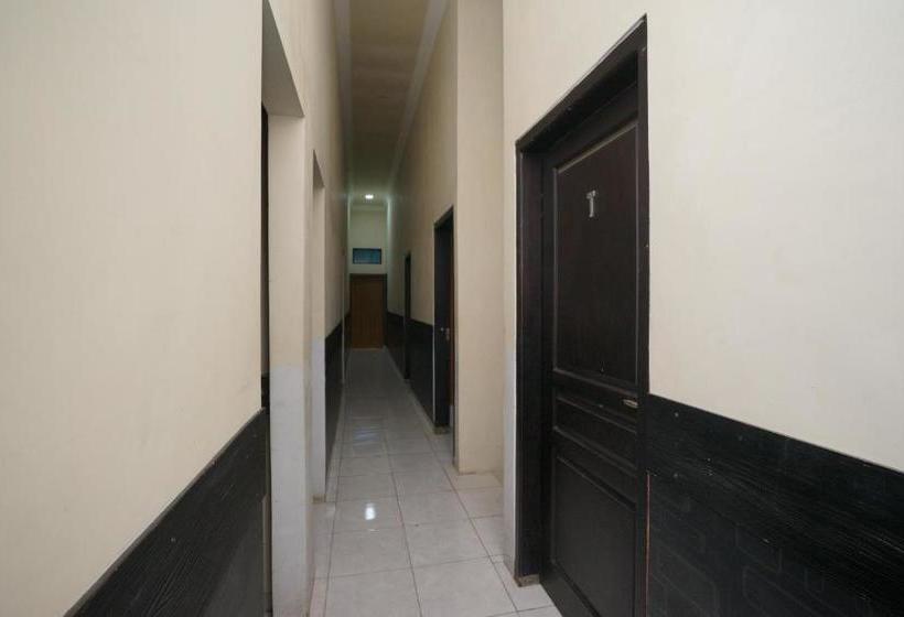 Hotel Oyo 2525 Rumah Bromo