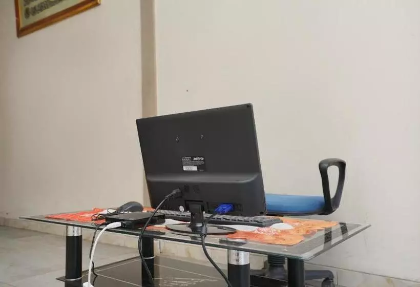 هتل Oyo 2525 Rumah Bromo