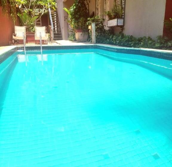 膳宿费 Vila Jabutis