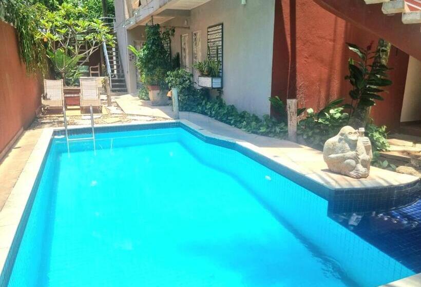 膳宿费 Vila Jabutis