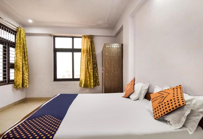 בית מלון כפרי Spot On 67016 Blue Moon Guest House