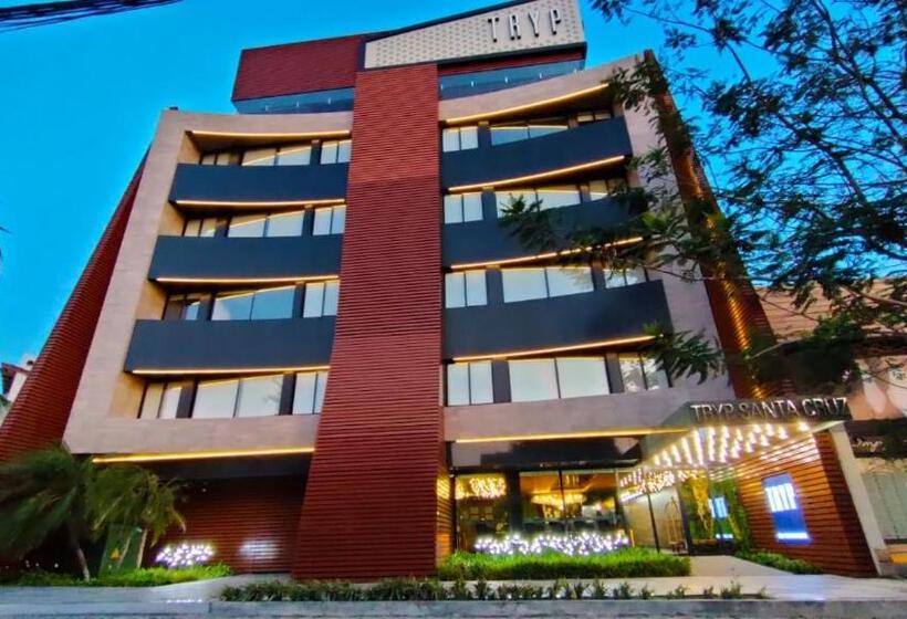 هتل Tryp By Wyndham Santa Cruz