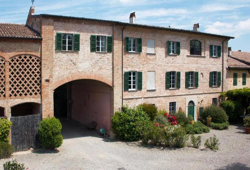 هتل Corte La Volta