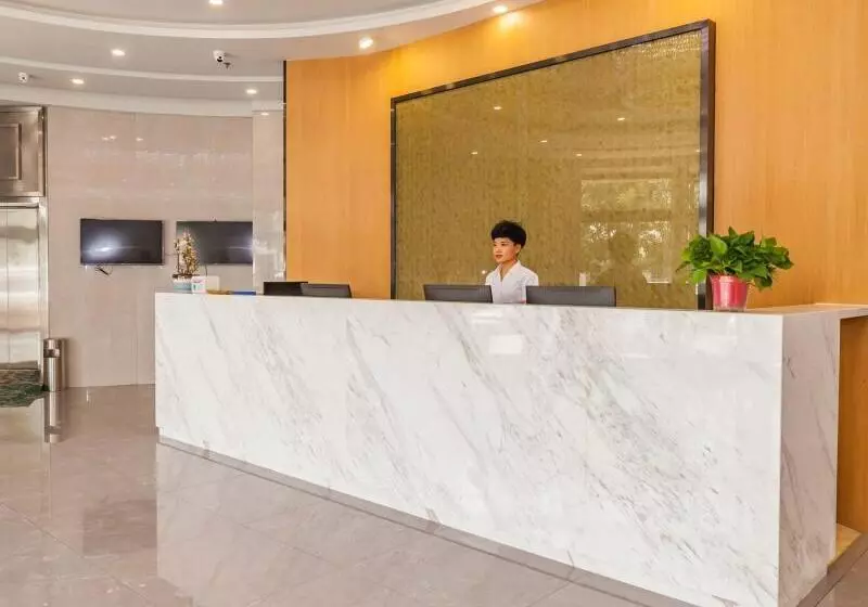هتل Greentree Inn Dalian Airport New District Xinzhaizi Express