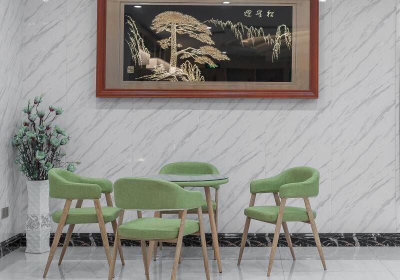 Hotel Greentree Inn Wuhu Eshan Road University City