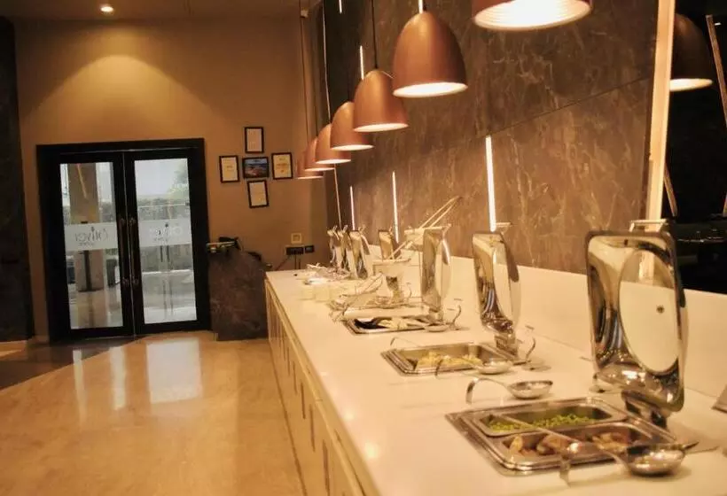 Hotelli Ramada By Wyndham Aligarh Gt Road