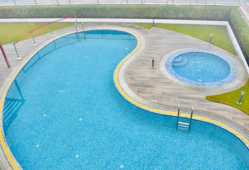 Hotelli Ramada By Wyndham Aligarh Gt Road