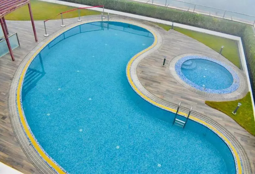 Hotelli Ramada By Wyndham Aligarh Gt Road