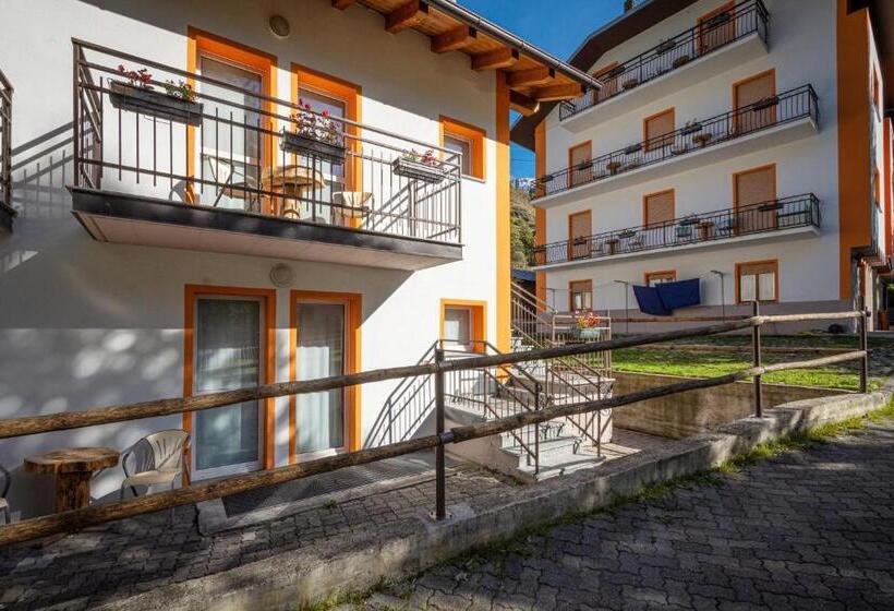 Hostel Bormio Livigno Santa Caterina Stelvio