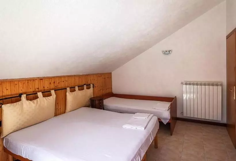 Hostel   Bormio   Livigno   Santa Caterina   Stelvio