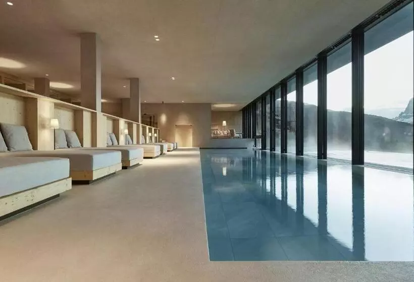 Hotel Forestis Dolomites