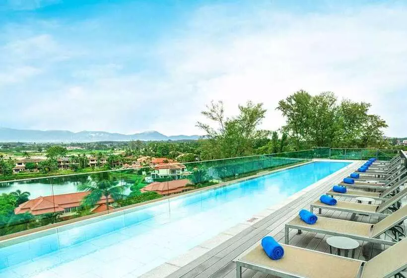 Hotelli Hilton Garden Inn Phuket, Thailand