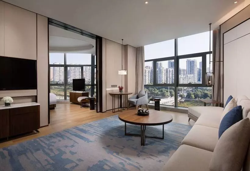 Hotelli Ramada By Wyndham Hengyang Zhengxiang