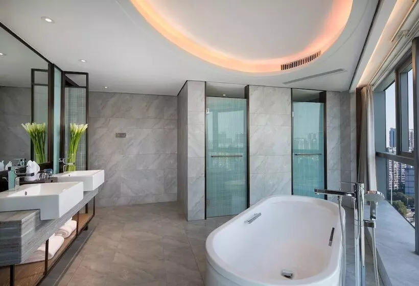 Hotelli Ramada By Wyndham Hengyang Zhengxiang