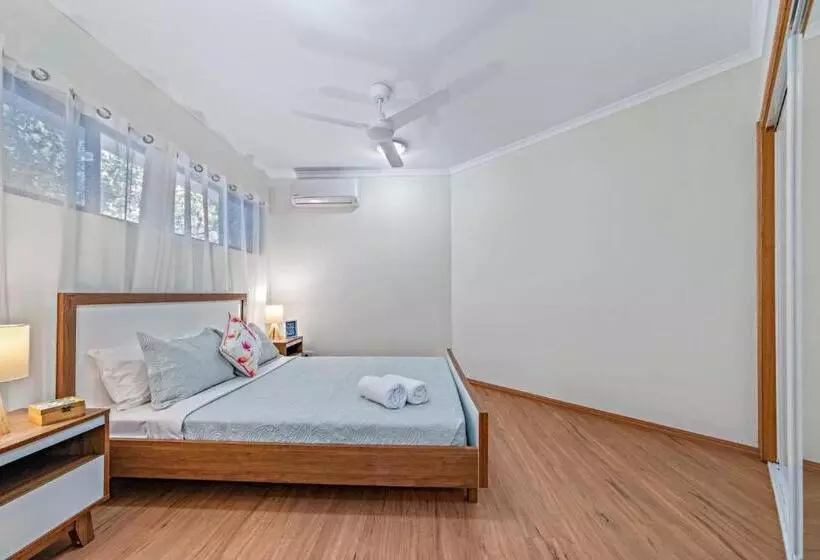 Ambience Of Airlie   Airlie Beach