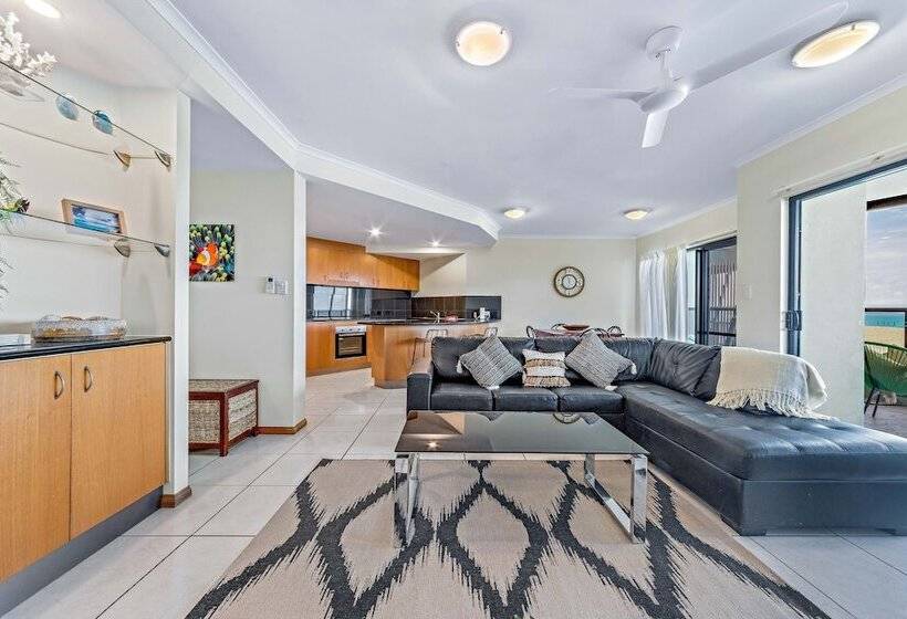 Ambience Of Airlie Airlie Beach