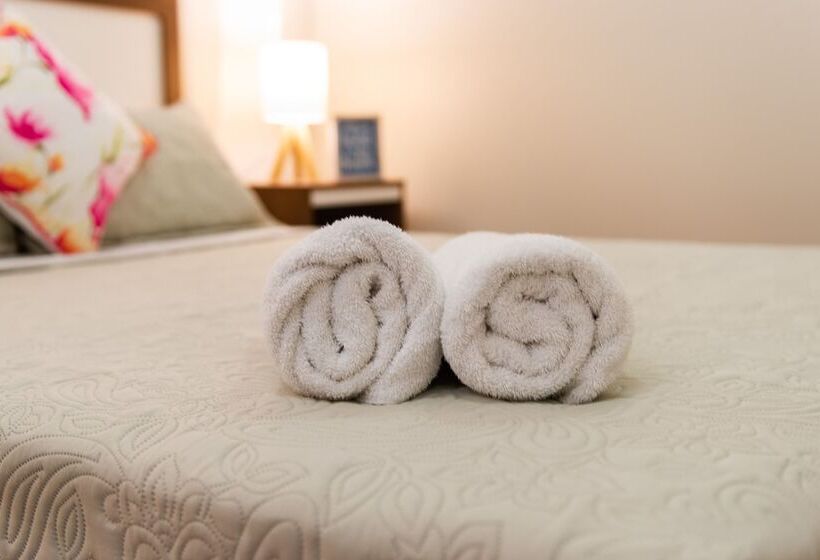 Ambience Of Airlie Airlie Beach