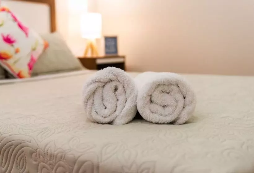 Ambience Of Airlie   Airlie Beach